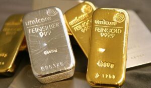 Precious Metal Fund Inflows Hit Record High in June: Experts Recommend Blended Gold-Silver Strategy