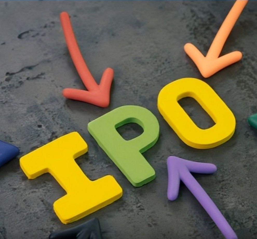 Mutual Funds Pump Over ₹13,500 Crore Into IPOs in October